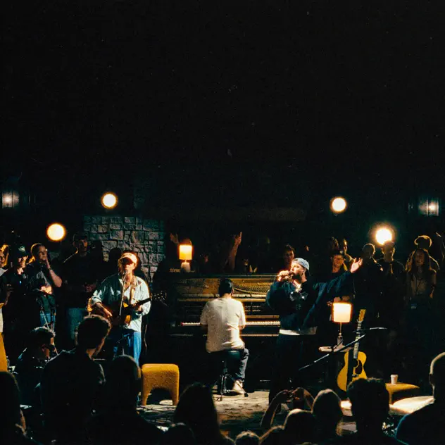Benjamin William Hastings & Aodhán King – just waiting to see what God does (Live) (2026)